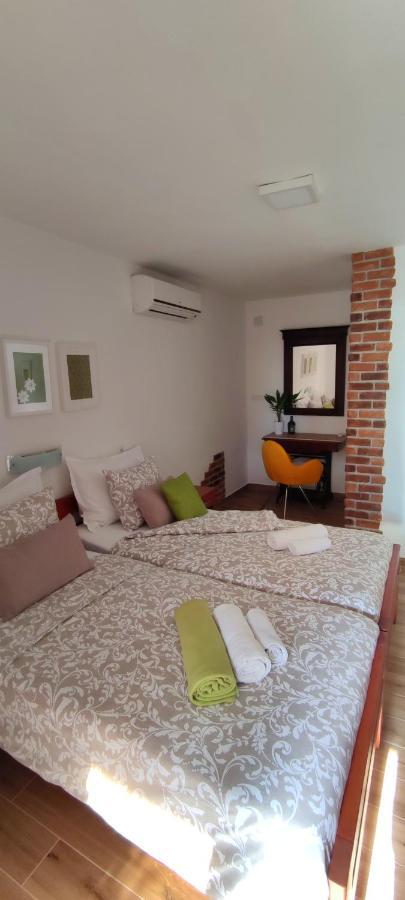 Apartments Mare هفار المظهر الخارجي الصورة